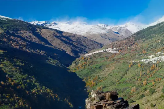 Un viaje entre montañas y tradición: Puente de Tablate, Lanjarón, y los pueblos de la Alpujarra